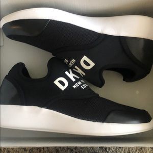 DKNY ATHLETIC SNEAKERS